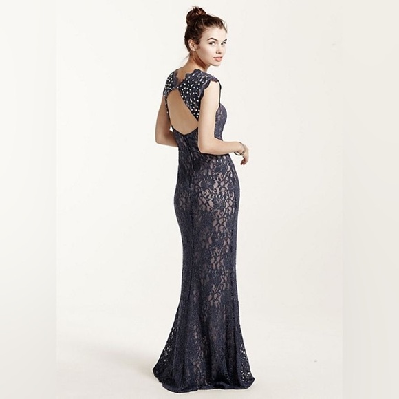 🆕 DAVID'S BRIDAL long lace cap sleeve dress with keyhole back SZ 3 - Picture 2 of 10